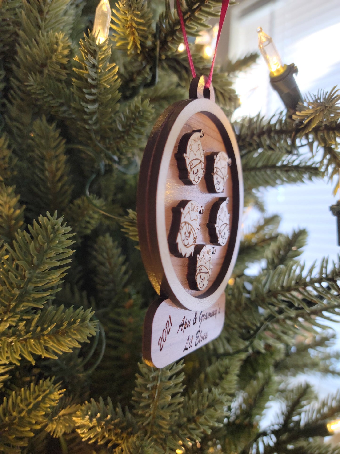 Personalized Family elves ornament, custom family elves, elf gift, family ornament