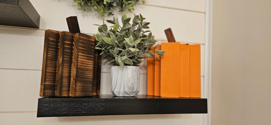 Charming Wooden Pumpkin Decor
